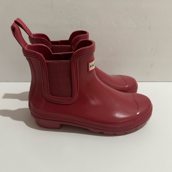 Hunter Shoes - NWOT CHELSEA HUNTER BOOTS.